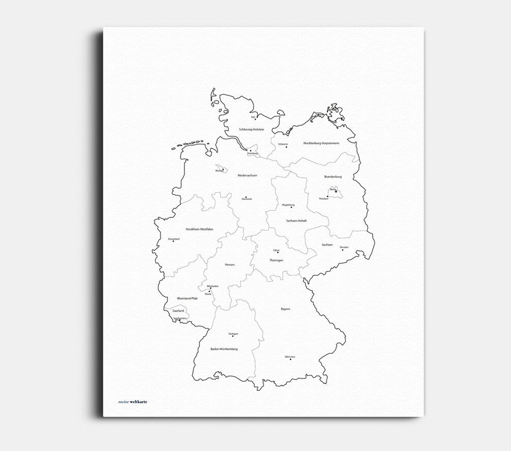 Deutschlandkarte mit allen Bundesländern. Zudem die Namen und Hauptstädte der Bundesländer
